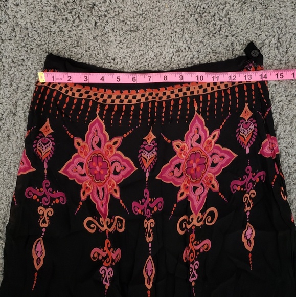 Angie black skirt - Picture 3 of 5